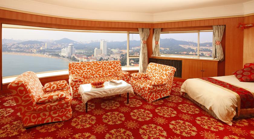 Donghai Grand Hotel Qingdao Exteriör bild