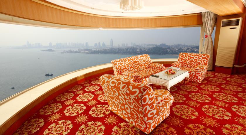 Donghai Grand Hotel Qingdao Exteriör bild
