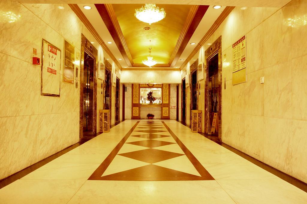 Donghai Grand Hotel Qingdao Exteriör bild